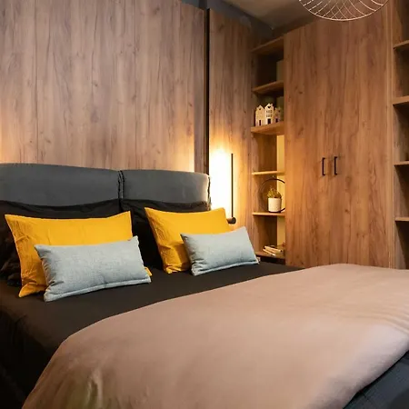 F & B Collection - Minilux For 3 Apartment *