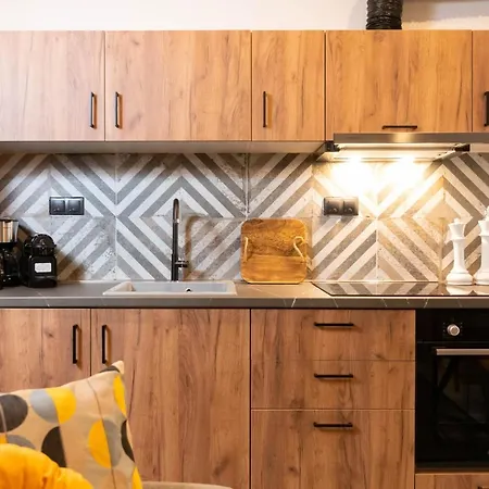 Apartment F & B Collection - Minilux For 3
