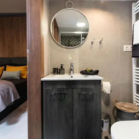 F & B Collection - Minilux For 3 Apartment *